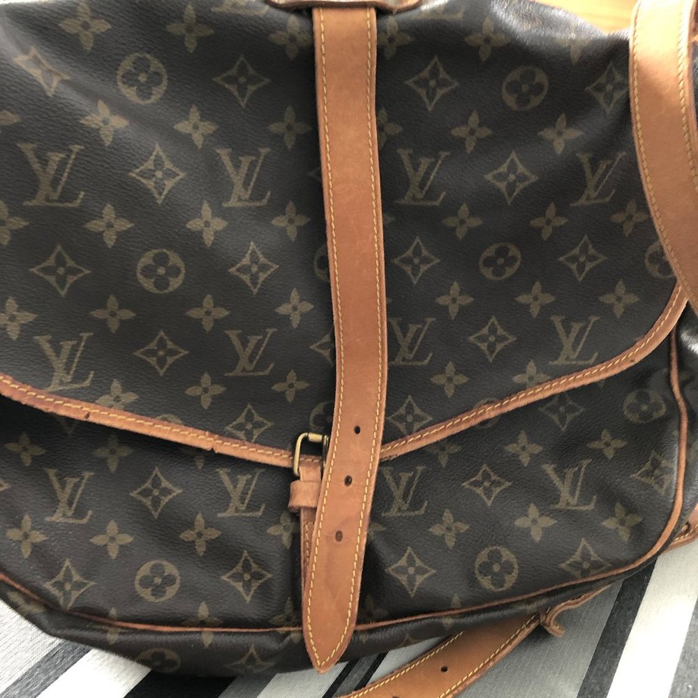 AUTHENTIC Samur Bag ONLY $520
